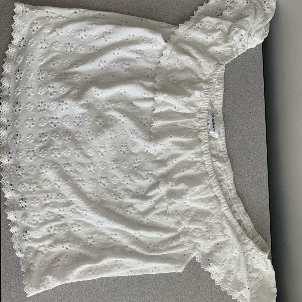 white ROOMMATES floral eyelet off the should top